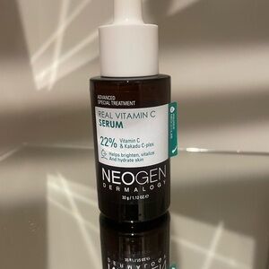 Neogen Real Vitamin C Serum - Brown and White
